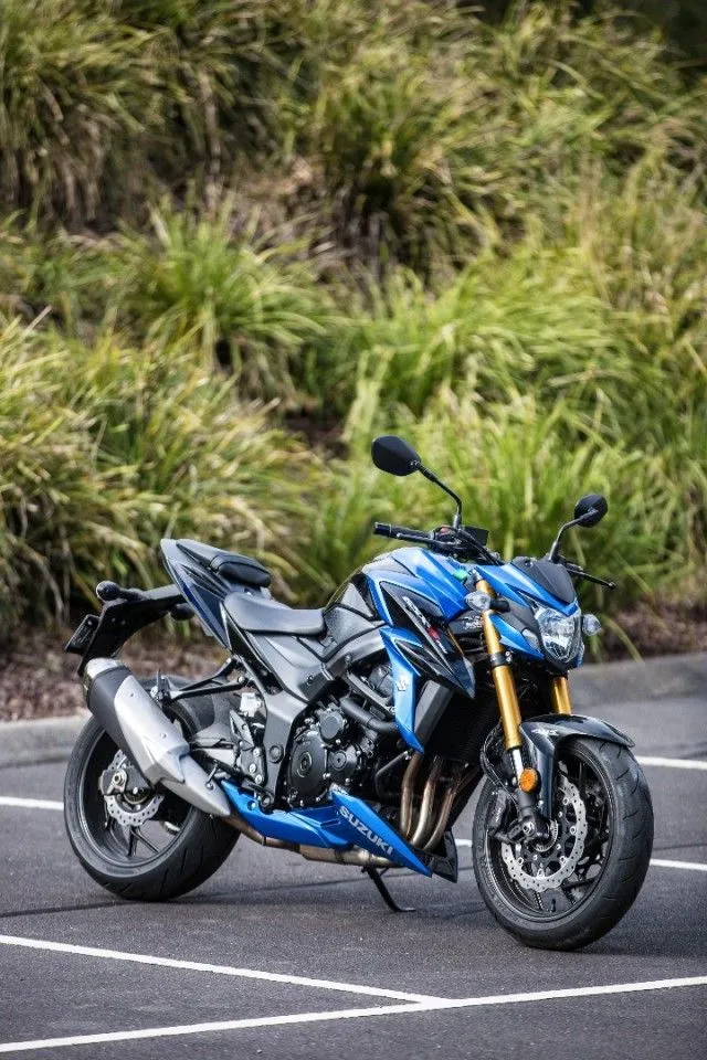 Moto Yamaha 300 CC Last Type